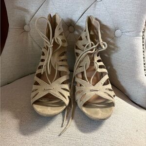 Elegant Beige Lace-Up Women's Sandals